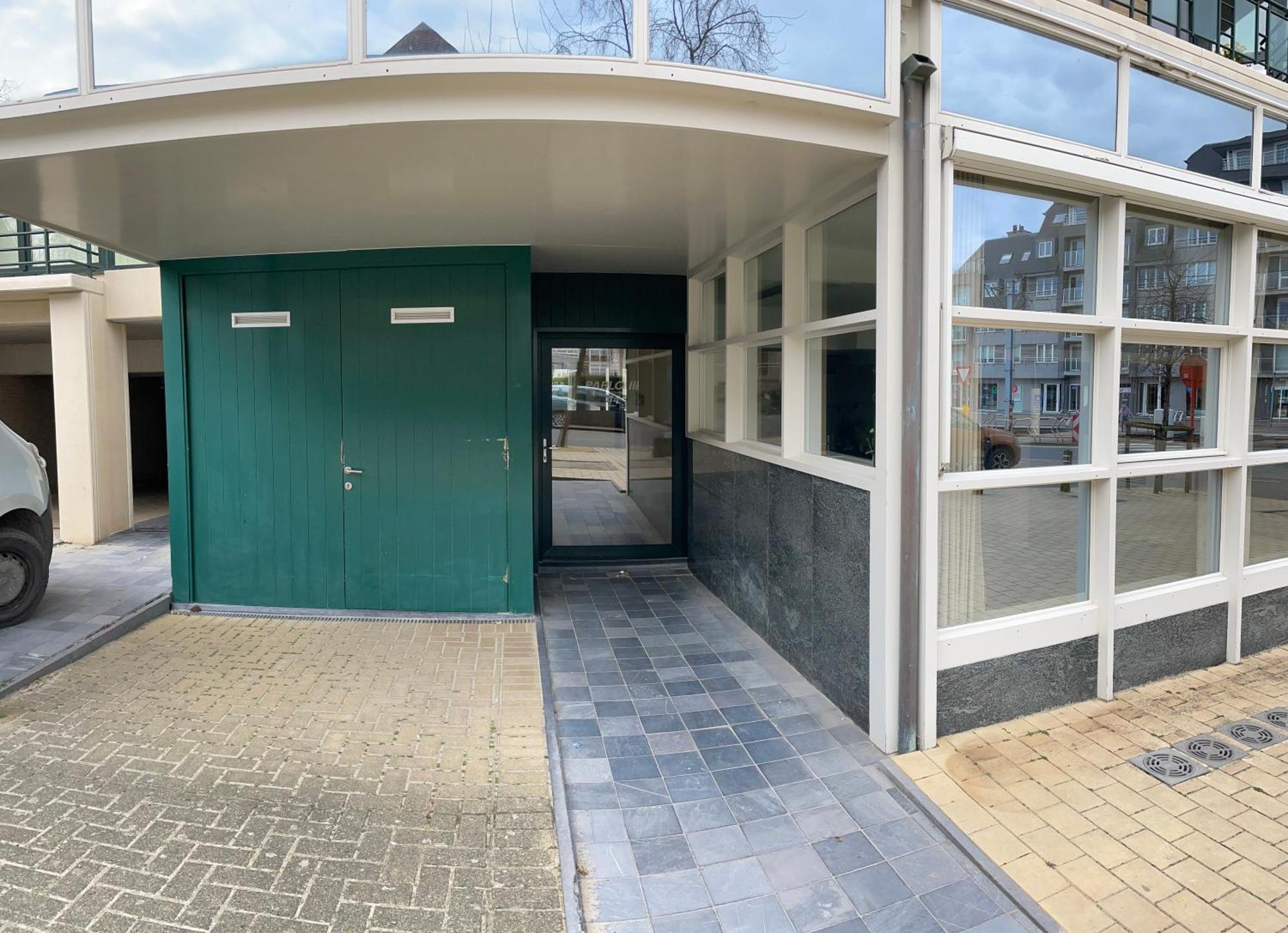 Appt Pablo Met Prive-Garage, Vlakbij Zee, In Koksijde-Bad Exterior foto